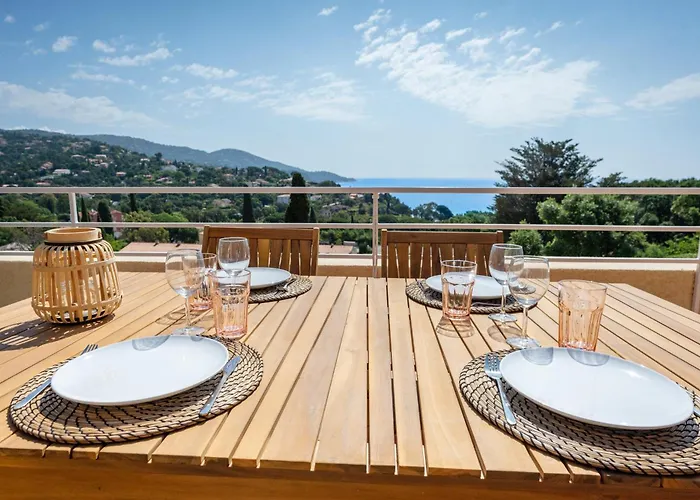 Goodlifepramousquier Belle Vue Mer, A Pied, Classe 3 Etoiles, 2 Chambres, Nature Et Calme Apartment Le Lavandou