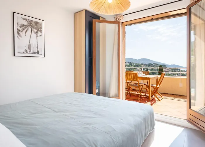 Goodlifepramousquier Belle Vue Mer, A Pied, Classe 3 Etoiles, 2 Chambres, Nature Et Calme Apartment Le Lavandou